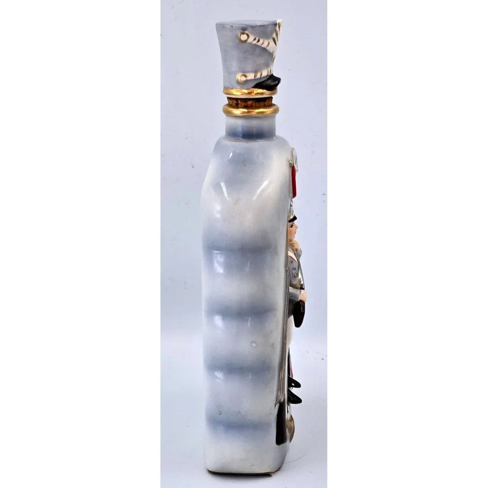 Vintage Shields Fifth Ave Soldier Whiskey Decanter Ceramic 3D Stopper Japan RARE